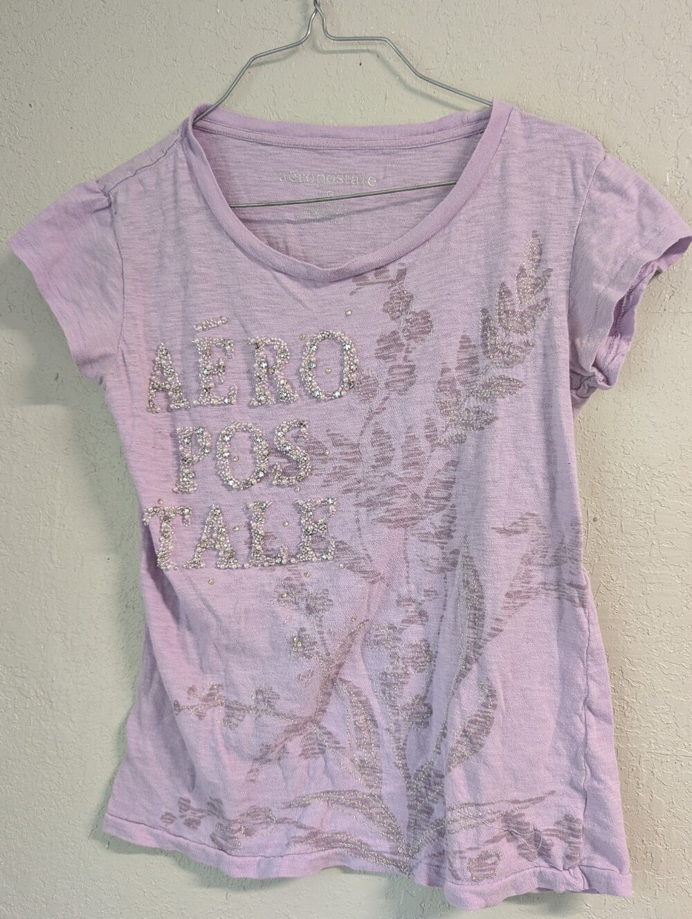 Y2K Aeropostale Embroidered Sequin Beaded T Shirt L Lavender Cap Sleeve Sparkle